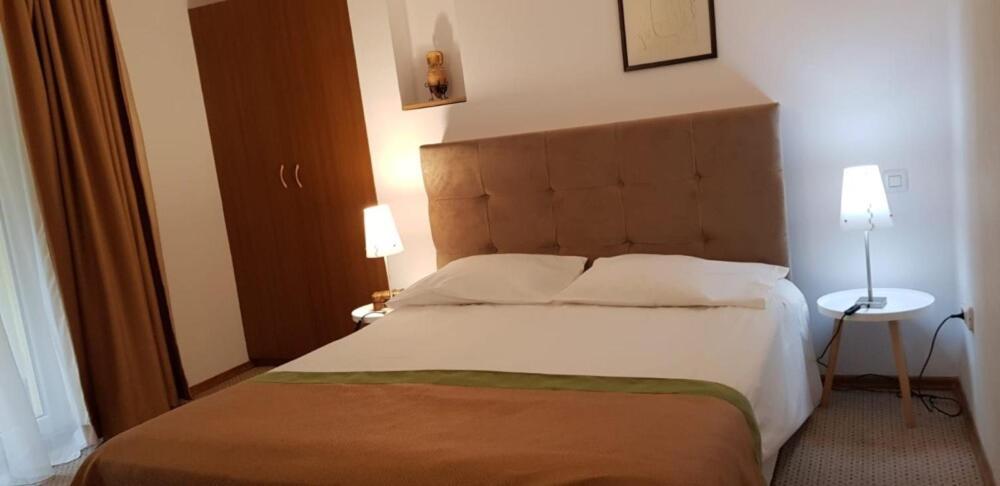 Apartamente Private A&L View Sinaia Luaran gambar