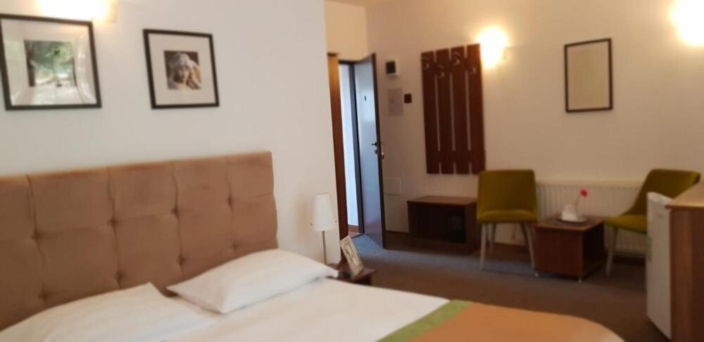 Apartamente Private A&L View Sinaia Luaran gambar