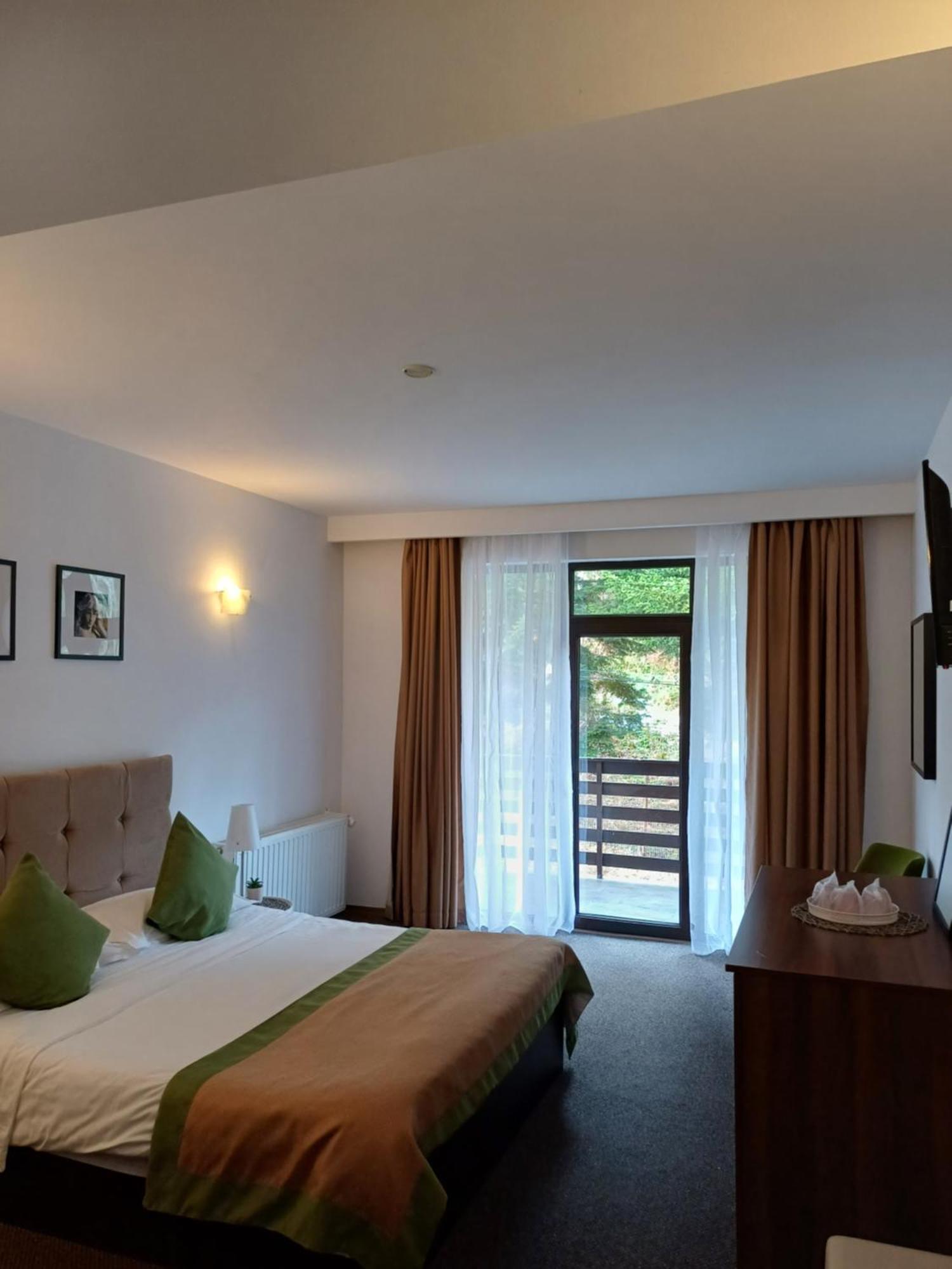 Apartamente Private A&L View Sinaia Luaran gambar