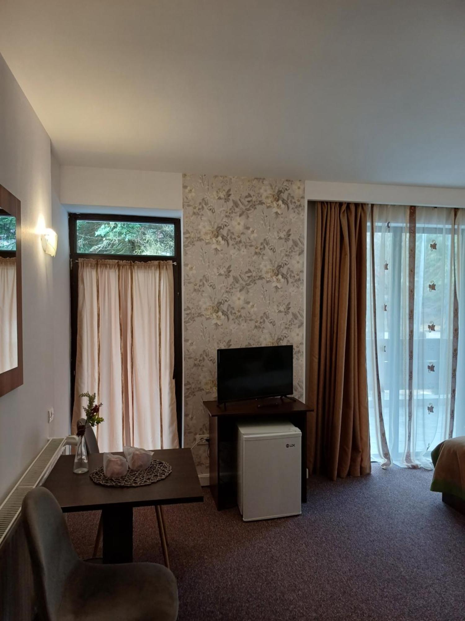 Apartamente Private A&L View Sinaia Bilik gambar